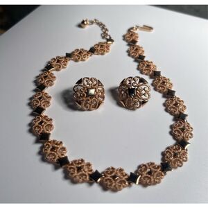 Vintage Avon Choker Necklace w/ Matching Clip On Earring Set in Brushed Goldtone